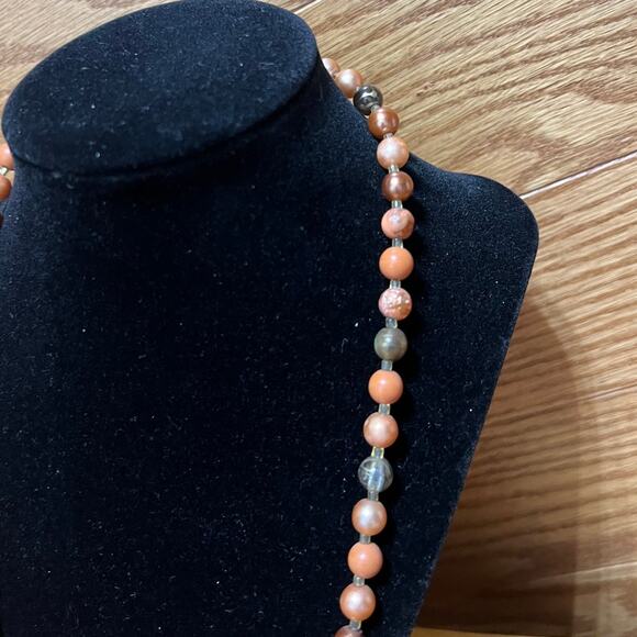 Vintage Textured Beaded Earth Tone Hues Long Necklace Layering Jewelry 16 Inch - Picture 6 of 7